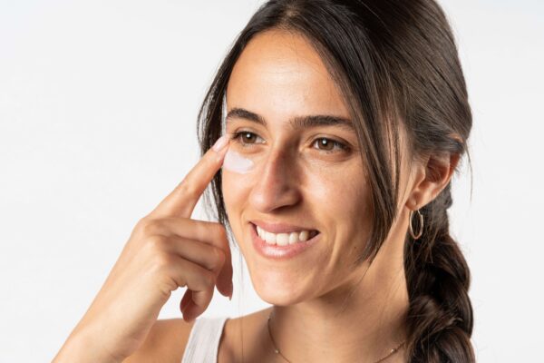 Mask <br> מסכת ג׳ל למיצוק העור, להפחתת קמטים <br>ולחידוש עור פנים מגורה - Image 2